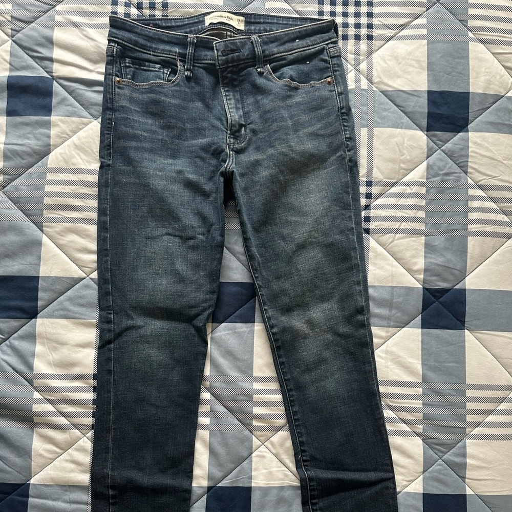 Abercrombie & Fitch The Super Skinny Ankle Mid Rise Jeans
